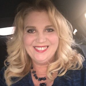 Meet your Posher, Christine